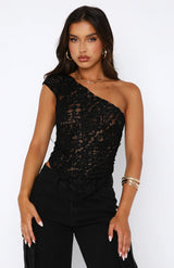 top blouses : Top Femme Haut Dentelle Floral Asymétrique in Noir van Seroa