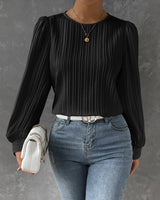 top blouses : Blouse Femme Élégant Plissée in Noir van Seroa