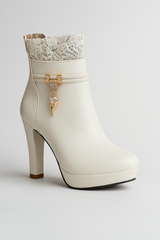 Bottines à Talon Haut et Détails en Lacets et Charm Femme