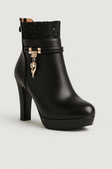 Bottines à Talon Haut et Détails en Lacets et Charm Femme