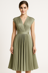 Dresses : Robe Midi Femme Élégante Plissée avec Col en V - Parfaite pour Toutes les Occasions in van Seroa