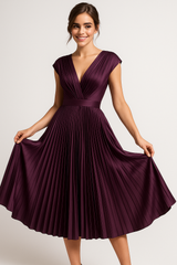 Dresses : Robe Midi Femme Élégante Plissée avec Col en V - Parfaite pour Toutes les Occasions in van Seroa