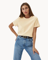 top blouses : T-shirt Femme Coton Col Rond Élégant in Jaune van Seroa