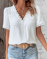 top blouses : Blouse vintage en coton pour femme, détails dentelle, manches in Blanc van Seroa