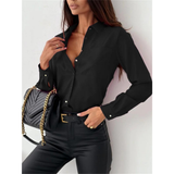 top blouses : Blouse Élégante Boutonnée avec Coupe Classique Femme in Noir van Seroa