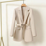 other : Blazer Femme Décontracté Ceinturé in Beige van Seroa