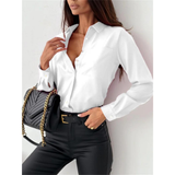 top blouses : Blouse Élégante Boutonnée avec Coupe Classique Femme in Blanc van Seroa