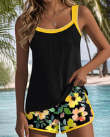 Two-Piece Swimsuit : Short Femme Noir Floral Rembourré in van Seroa