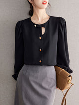top blouses : Blouse Femme Élégant Boutonnée in Noir van Seroa