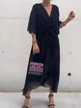 dresses : Robe Femme Fluide Élégante Col V en Lin et Mousseline pour Soirée ou Été in Noir van Seroa