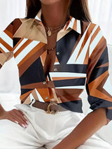 top blouses : Blouse femme élégante à imprimé abstrait, col boutonné, idéale in Jaune terre van Seroa