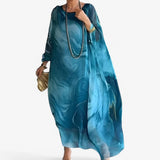 Dresses : Maxi Robe Femme Effet Marbre Élégante - Robe Longue d'Été Unique in Bleu van Seroa