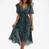 Dresses : Robe Midi Florale Neutre en Similicuir pour Femme - Élégante, Polyvalente in Vert van Seroa