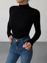 top blouses : Top Femme Col Roulé Côtelé Ajusté in Noir van Seroa