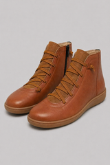 Bottes pour femmes : Bottines confortables pour femme, élégantes en cuir souple, in BRUN CARAMEL van Seroa