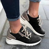 other : Baskets Femme en Cuir Confortables & Élégantes pour Marche Quotidienne in Noir van Seroa