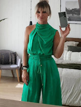 dresses : Pantalon Fluide Femme Jean Taille Haute Élégant Drapé in Vert van Seroa