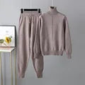 Ensembles pour femmes : Ensemble Femme Col Roulé Élégant Décontracté in Kaki Taille unique van Seroa