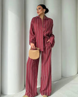 Vêtements de détente : Ensemble Femme Ample Lounge Vêtements in Rouge van Seroa