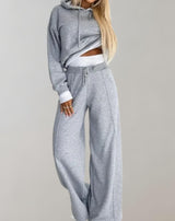 Autumn Collection : Survêtement Femme Confortable Ensemble Décontracté Doux et Élégant in Gris van Seroa