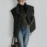 Autumn Collection : Gilet sans Manche Femme in Noir van Seroa