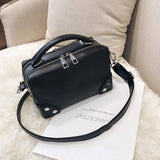 bags : Sac A Main Femme Cuir in Noir van Seroa
