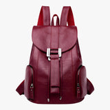 Bags : Sac à dos Grande Capacité en Cuir Véritable Noir pour Femme, Élégant et Fonctionnel in Vin rouge van Seroa