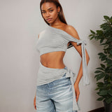 T-shirts : T-shirt Femme Slim Haut Court in Gris van Seroa