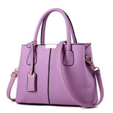 Bags : Sac à Bandoulière Emily Noir en Véritable Cuir Italien pour Femme - Media, Élégant in alto van Seroa