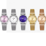Montre Femme Luxe Dorée en Acier Inoxydable avec Diamants, Élégante et Raffinée