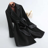 Autumn Collection : Manteau Femme Laine Élégant in Noir Minuit van Seroa