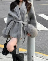 Autumn Collection : Manteau Femme Laine Long Ceinture in gris van Seroa