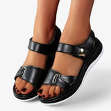 Sandals : Sandales confortables et orthopédiques en cuir avec soutien de la voûte plantaire pour femmes in Néron van Seroa
