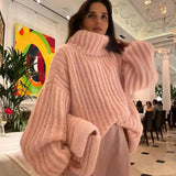 Pulls pour femmes : Pull Femme Hiver Col Roulé Ample in Rose van Seroa