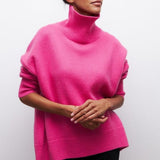 Pulls pour femmes : Pull Femme Col Roulé Chic Original in Rose van Seroa