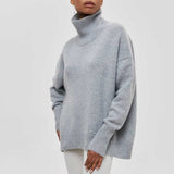 Pulls pour femmes : Pull Femme Col Roulé Chic Original in Gris van Seroa