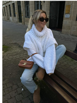 Autumn Collection : Pull Tricoté Oversize Femme Autumn Collection in Blanc van Seroa