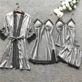 Pyjama pour femmes : Pyjama Femme Satin 2 Pièces Élégant Confortable & Doux in Gris van Seroa