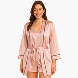 Pyjama et vêtements d'intérieur pour femmes : Pyjama Satin Femme Trois Pièces Chic Confortable in Rose van Seroa