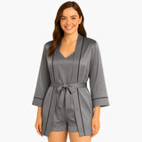 Pyjama et vêtements d'intérieur pour femmes : Pyjama Satin Femme Trois Pièces Chic Confortable in Gris van Seroa