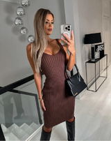 Autumn Collection : Robe Femme Élégante sans Manches in Marron Rougeâtre van Seroa