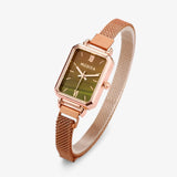 Watches : Montre pour femme carrée avec cadran vert et bracelet magnétique in Marron van Seroa