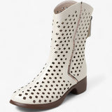 Shoes : Bottes Femme Cuir Perforées Véritable in Beige van Seroa