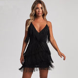 dresses : Robe glamour à franges style années 20 avec bretelles fines Femme in Noir van Seroa