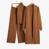 Loungewear Set : Ivy I Ensemble Tricot Vintage 3 pièces in Marron foncé Taille unique van Concept Odense