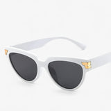 other : Lunettes de soleil Cat Eye élégantes Femme in BlancGris tissu libre van Seroa