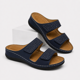 Illona | Sandali con zeppa – Comfort e stile combinati - €25 : Sandales Femme Cuir Compensées Confort in Blu van Seroa