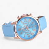 Watches : Montre pour femme de luxe - Étanche en cuir pour toutes les occasions in Bleu clair van Seroa