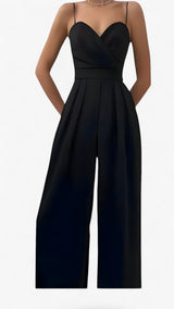 Combinaison élégante femme à bretelles fines et pantalon palazzo doux
