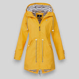 Autumn Collection : Veste Randonnée Femme Légère Déperlante Coupe-Vent pour Activités Outdoor in Jaune van Seroa